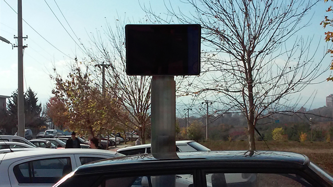 Bolu Municipality Outdoor Smart Bus Stop Displays